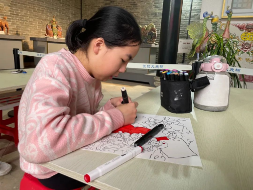 花都区博物馆举办“羊城花开木棉红”绘画活动447.png