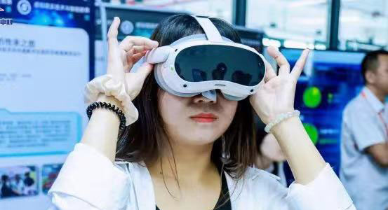 2024年花都区科技活动周启动  AI光伏新能源唱主角